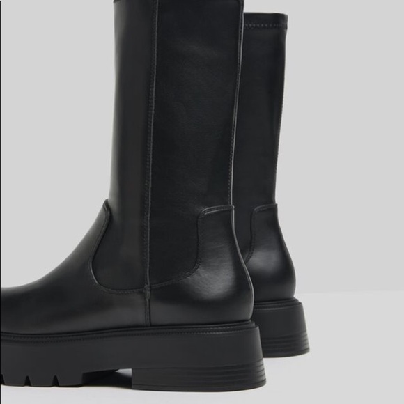 NWT. Bershka Black Close-fitting Mid Heel Platform Ankle Boots. Size 6. - Picture 3 of 6